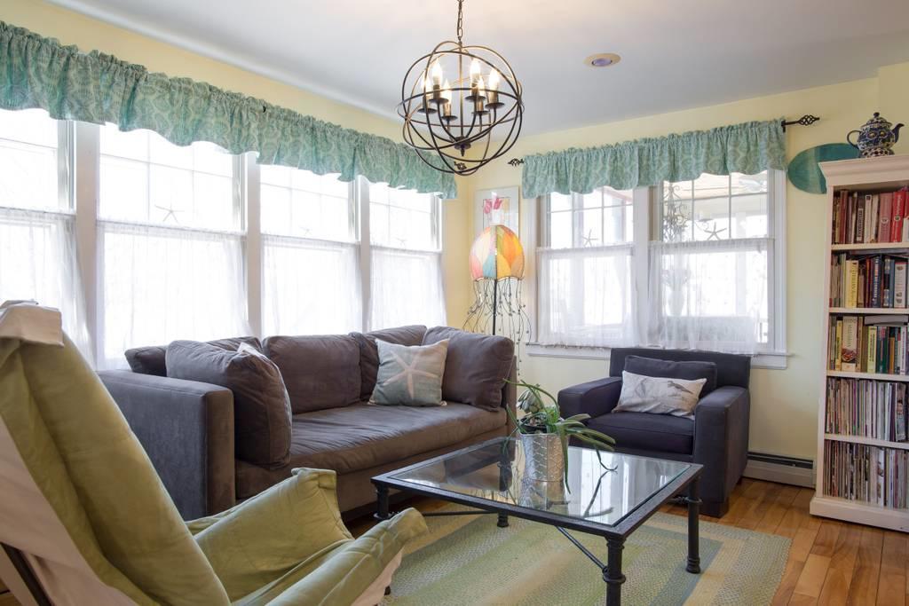 Changing Tides Bed & Breakfast ロックポート エクステリア 写真