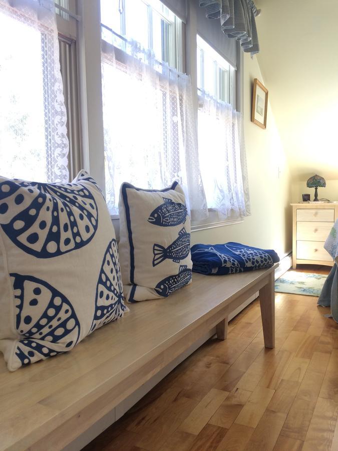 Changing Tides Bed & Breakfast ロックポート エクステリア 写真
