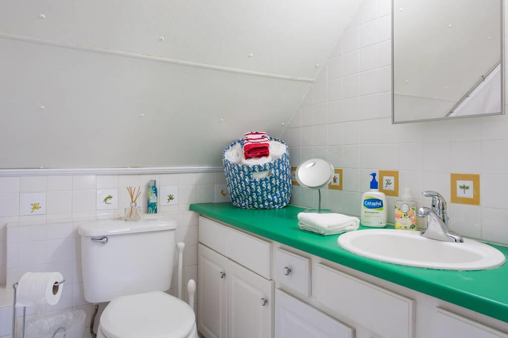 Changing Tides Bed & Breakfast ロックポート 部屋 写真